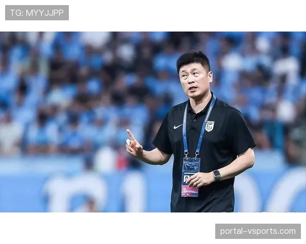 吕鹏中场拦截能力下降 大连英博老将体能分配面临考验 吕鹏中场拦截能力下降 大连英博老将体能分配面临考验